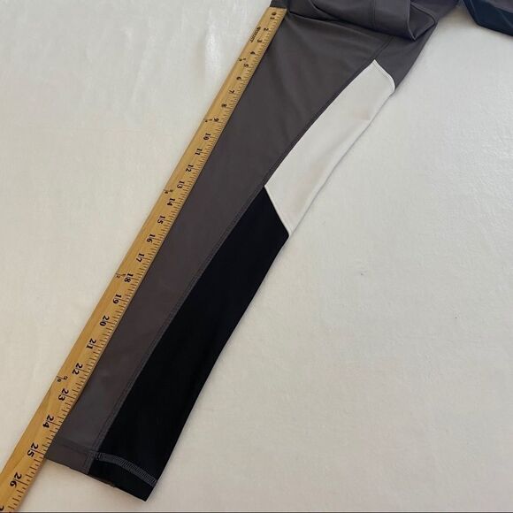 C & C California Colorblock Pocket Leggings Small - Picture 6 of 7